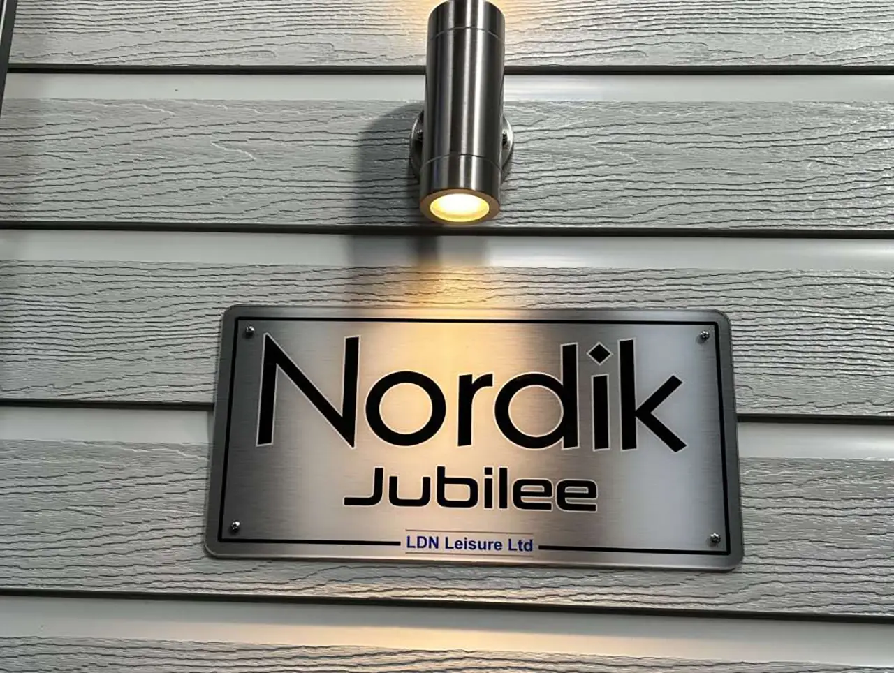 Nordik Jubilee chalet, stacaravan en recreatiewoning van Modular Living